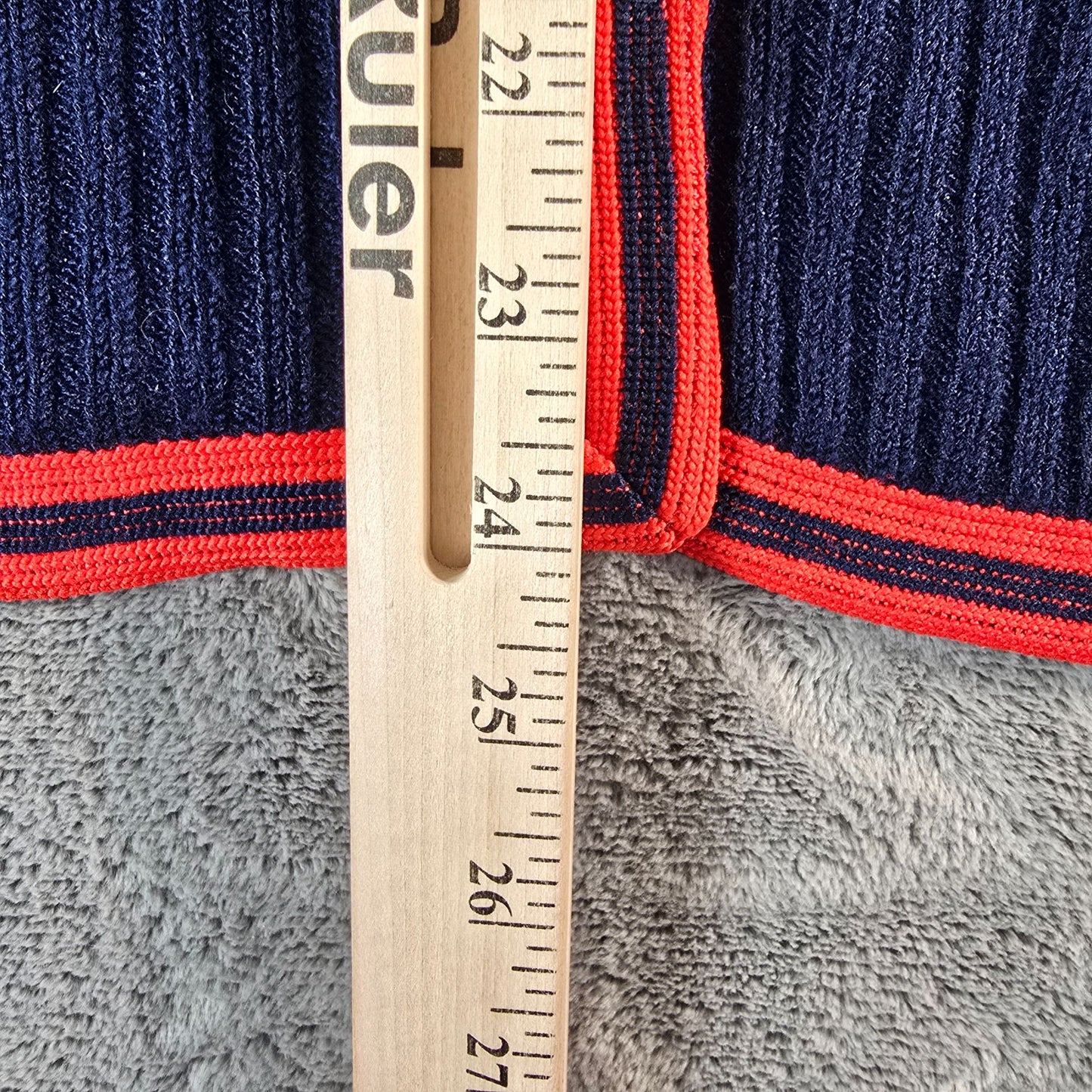 Vintage 1970s Butte Knit Women's Navy/Red Rib-Knit V-Neck Cardigan Sweater (L)