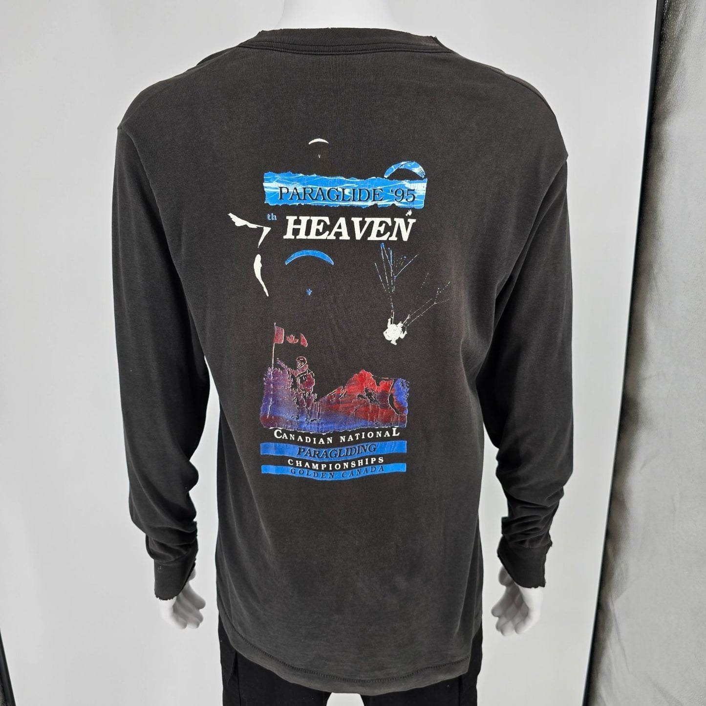 Vintage 1995 Canadian National Paragliding Championships Long Sleeve T-Shirt (M)