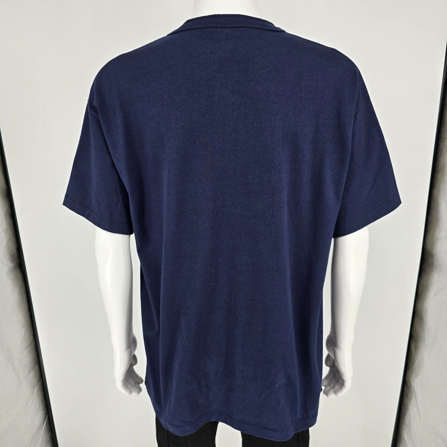 Vintage 1990s Anvil Cotton Deluxe Maui Dolphins Embroidered Henley T-Shirt (XL)