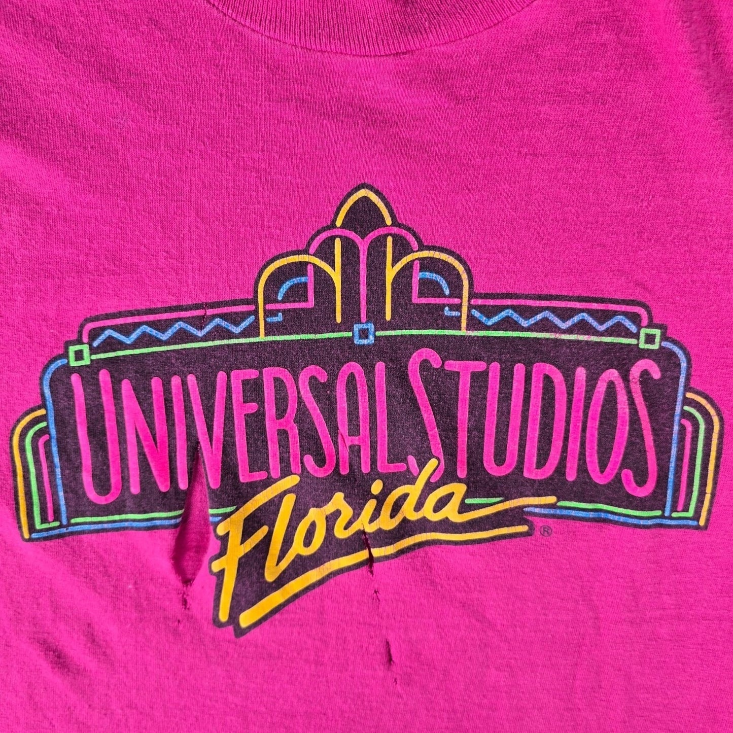 Distressed Vintage 1990s Universal Studios Florida Logo Pink T-Shirt (S)