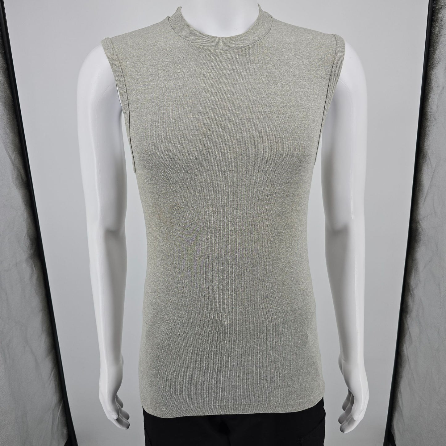 Vintage 1980s Sportswear Heather Gray Ribbed Sleeveless Gym Muscle Tank (XS)